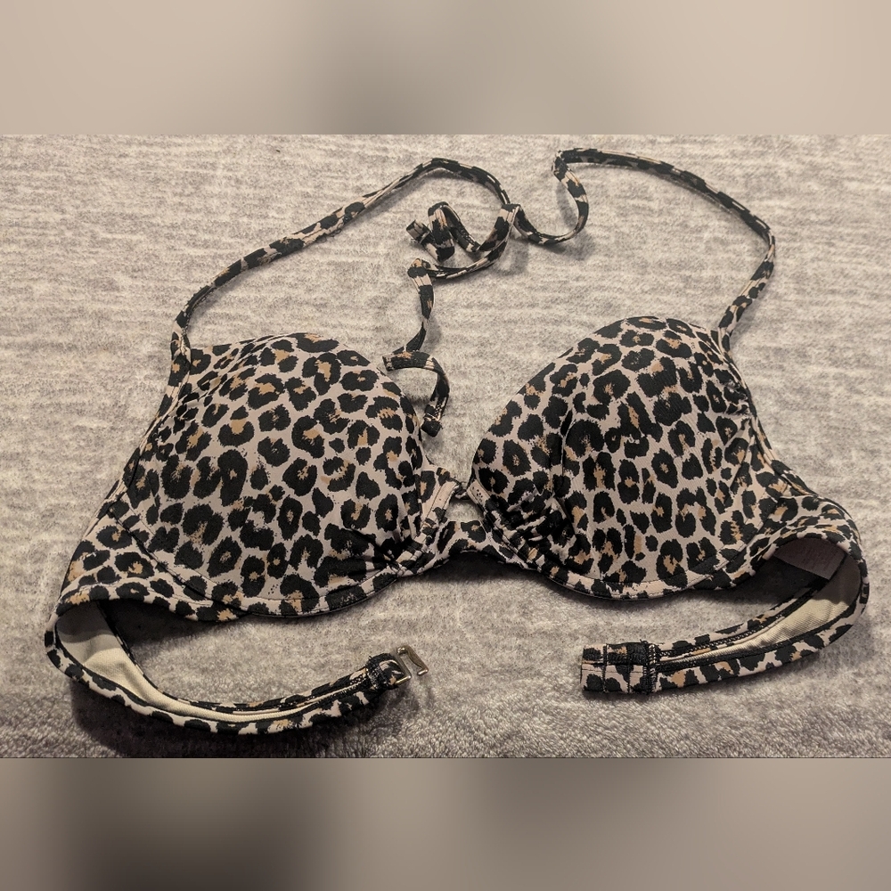 Xhilaration Animal Print Bikini Top